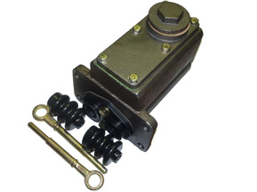 Master cylinder of a brake and clutch GAZ 66